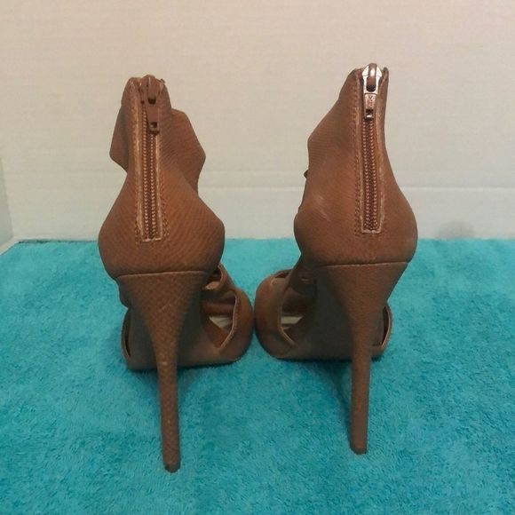 Jennifer Lopez Heels - Picture 5 of 6